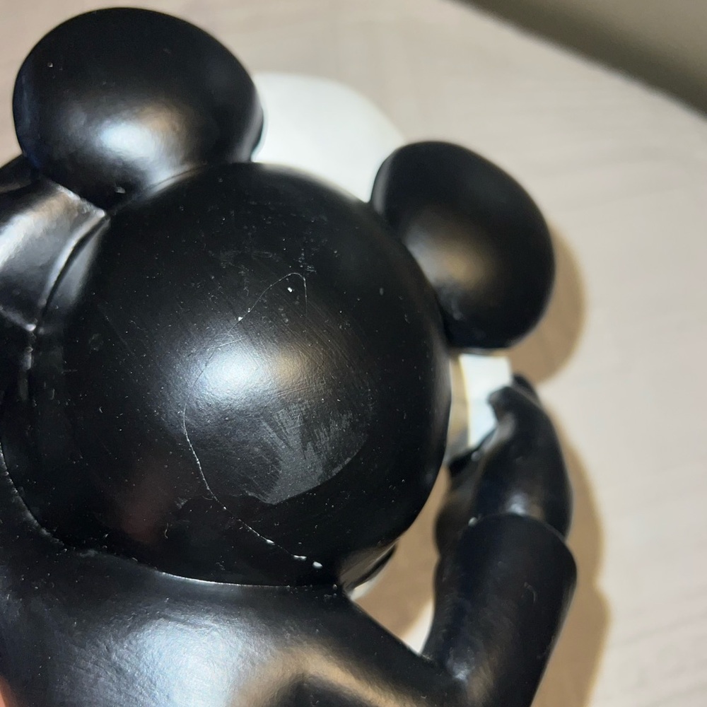 Skeleton Mickey Mouse - Picture 8 of 12
